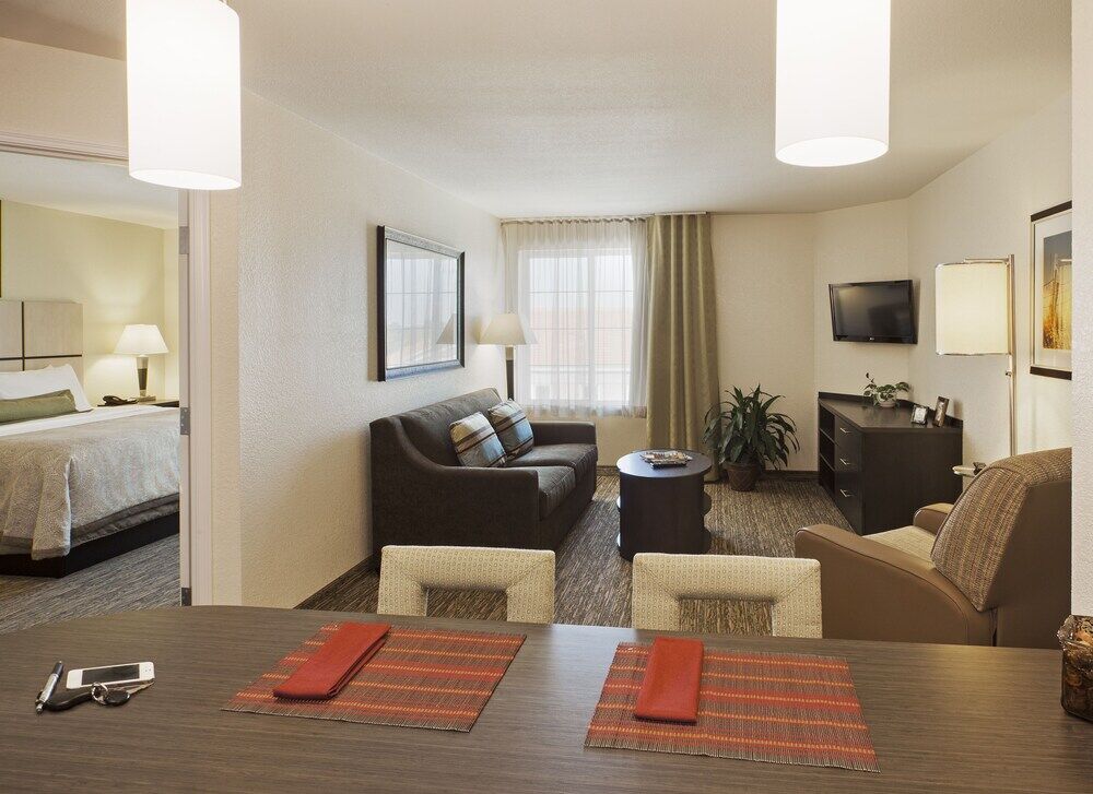 Candlewood Suites - Newark South - University Area By Ihg Exteriér fotografie
