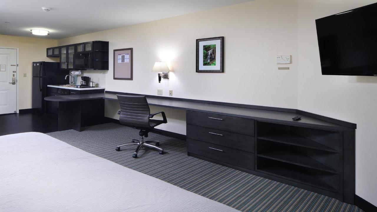Candlewood Suites - Newark South - University Area By Ihg Exteriér fotografie